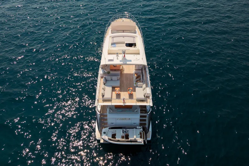 Atlantis Yacht Photos Pics 