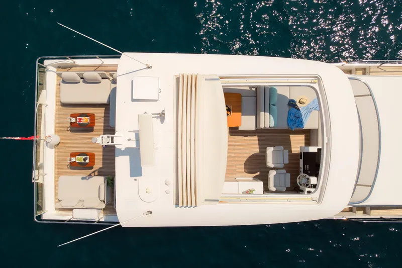 Atlantis Yacht Photos Pics 