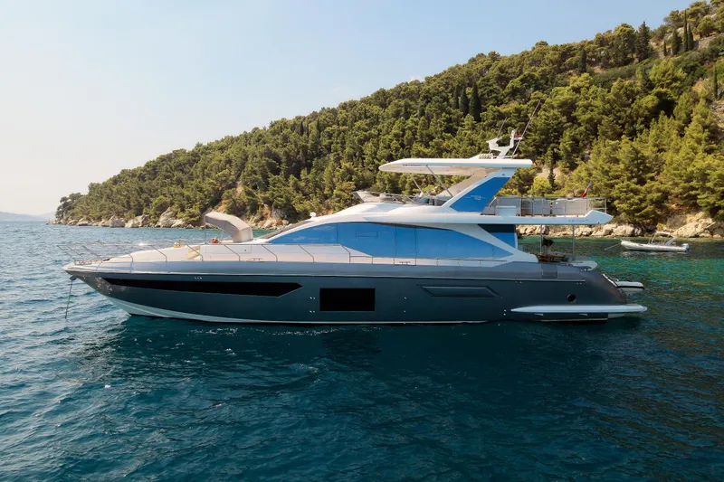 Atlantis Yacht Photos Pics 