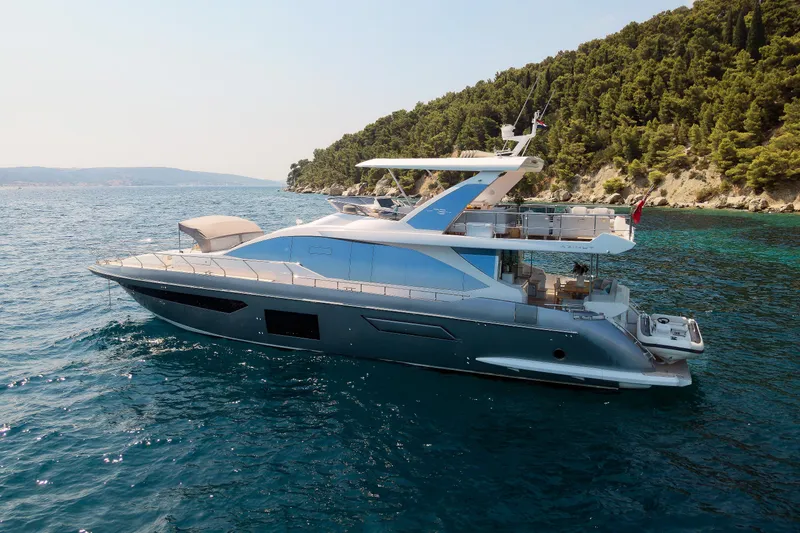 Atlantis Yacht Photos Pics 