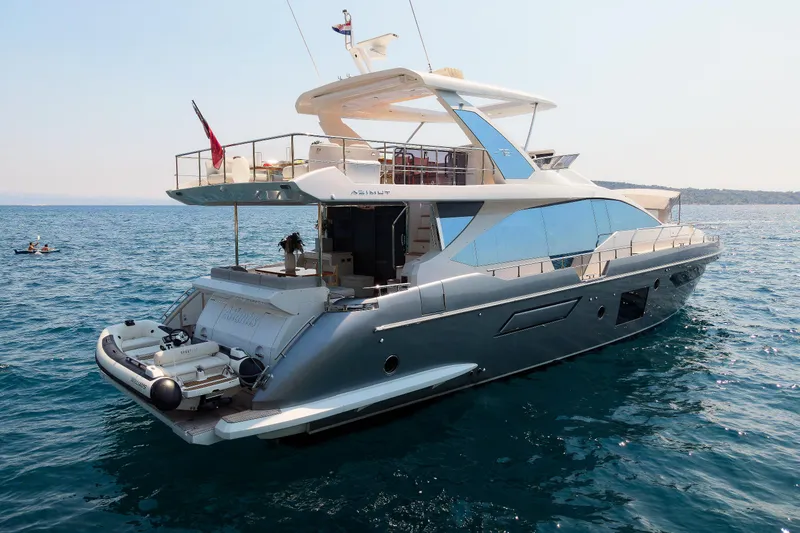 Atlantis Yacht Photos Pics 