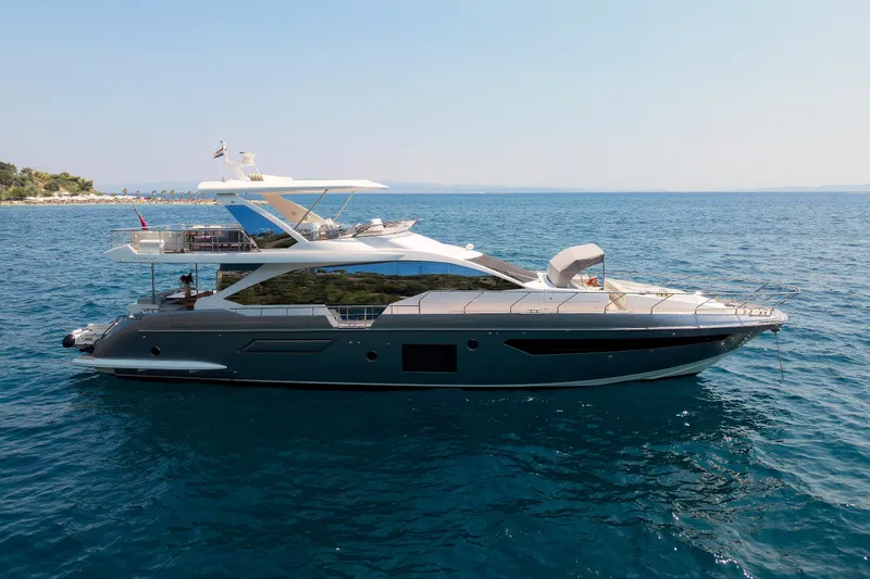 Atlantis Yacht Photos Pics 