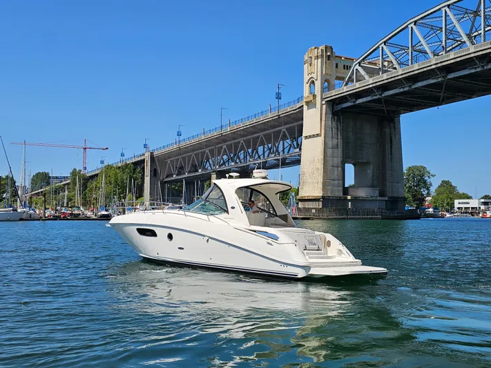 Ula Yacht Photos Pics 