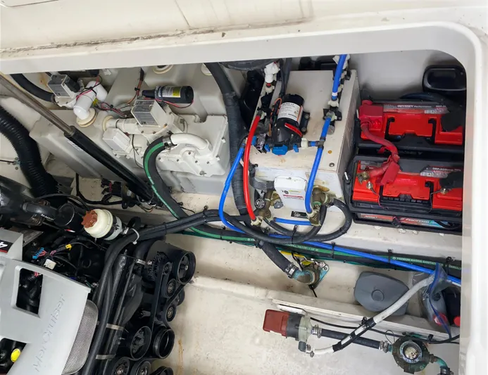 Ula Yacht Photos Pics Engine compartment of 2009 Sea Ray 350 Sundancer with batteries and wiring.