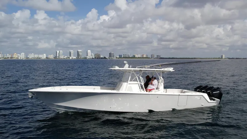 39 Sea Vee Center Console Yacht Photos Pics 