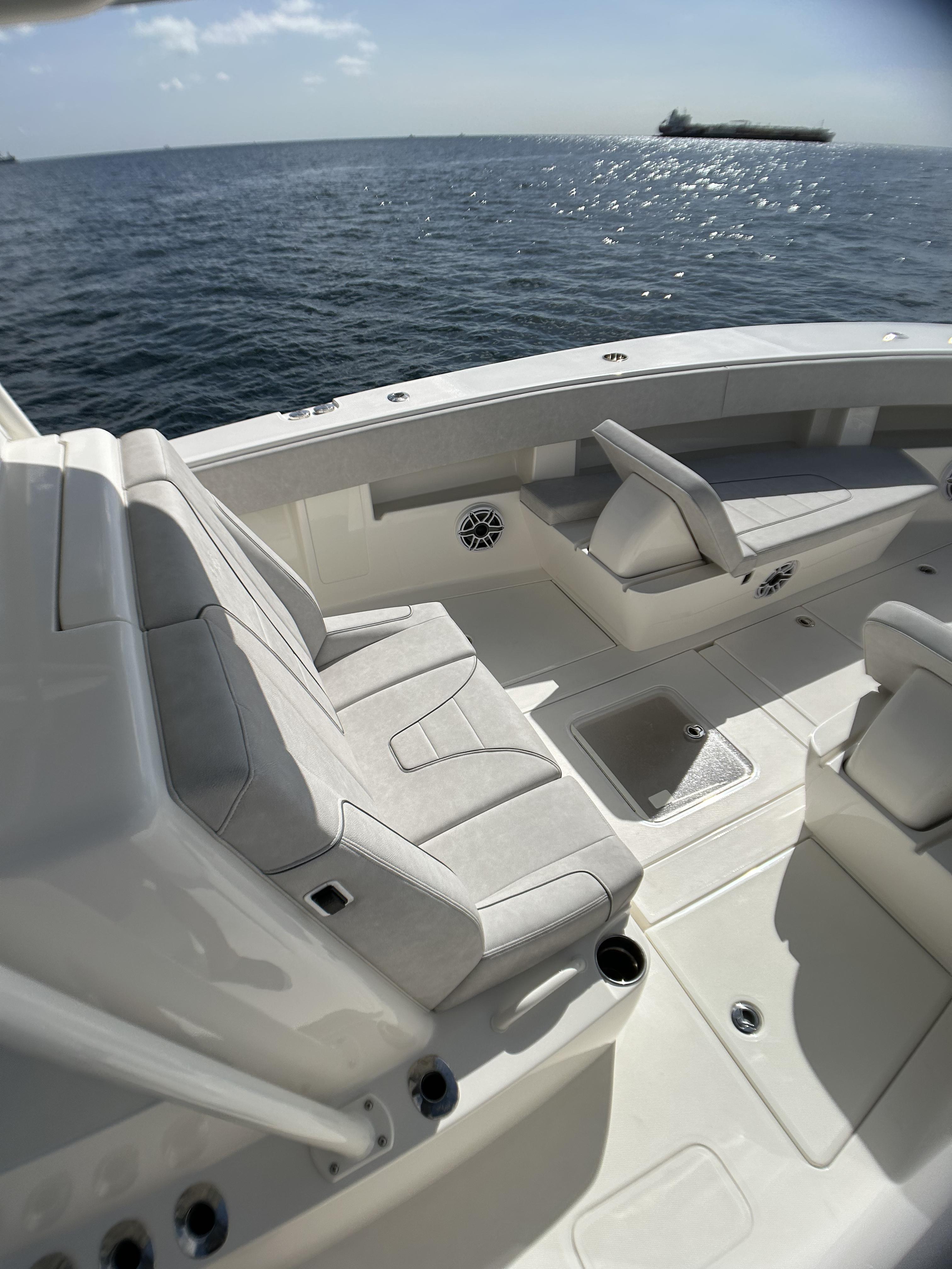 2018 SeaVee 390Z Center Console for sale - YachtWorld