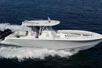 SeaVee 390z Center Console