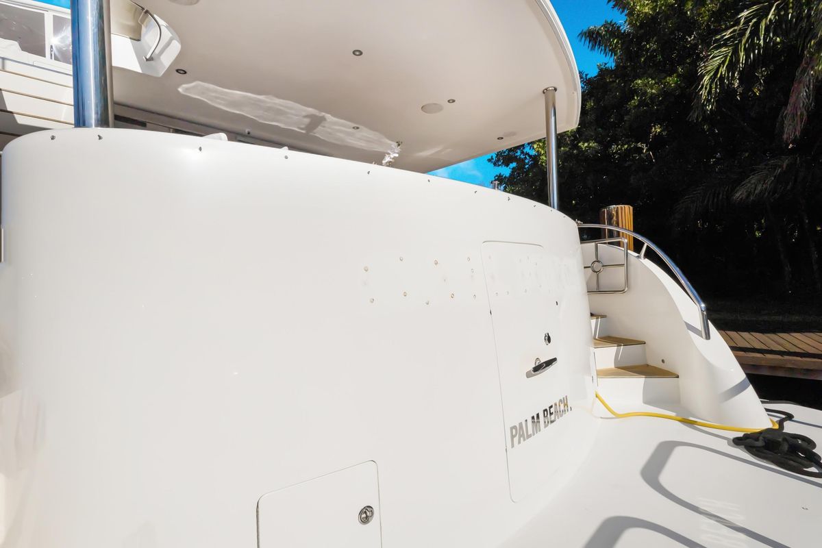 2011 Ocean Alexander 76 