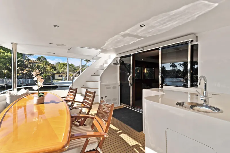 Gail Force Yacht Photos Pics Aft Deck