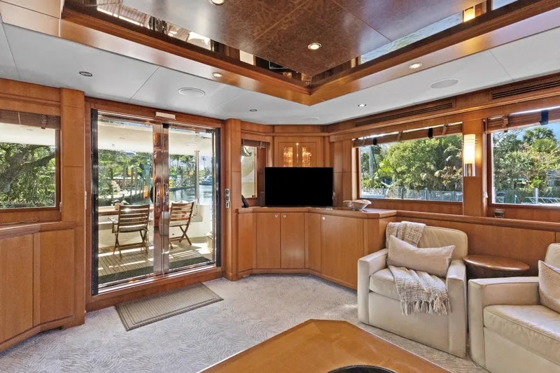 Gail Force Yacht Photos Pics Main Salon