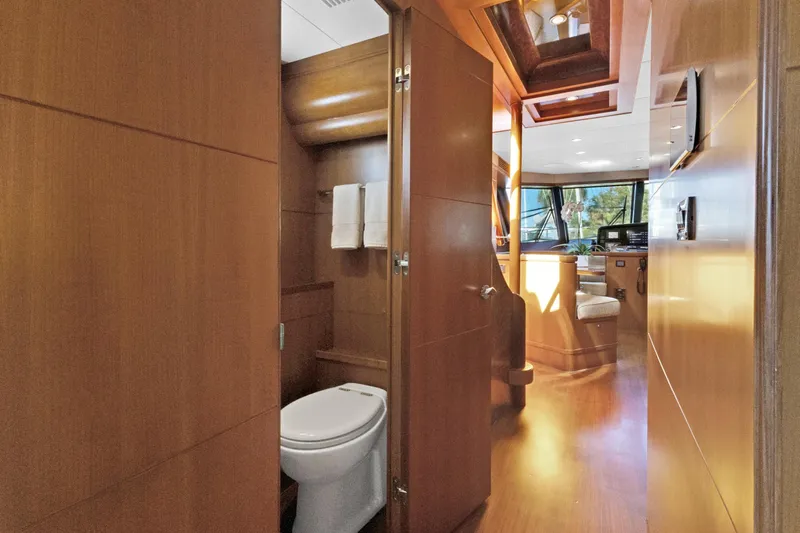 Gail Force Yacht Photos Pics Day Head