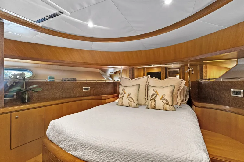 Gail Force Yacht Photos Pics VIP