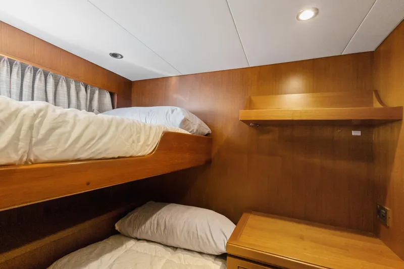 Gail Force Yacht Photos Pics Crew Bunks