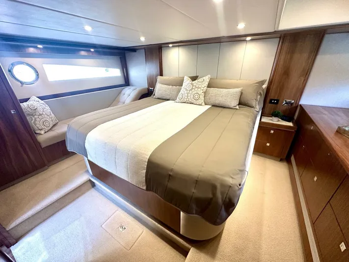 Norfolk Girl Yacht Photos Pics 2018 Riviera 5400 Sport Yacht - Image 37