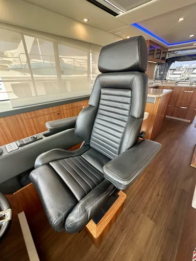 Norfolk Girl Yacht Photos Pics 2018 Riviera 5400 Sport Yacht - Image 24