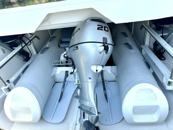 Norfolk Girl Yacht Photos Pics 2018 Riviera 5400 Sport Yacht - Image 48