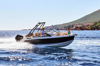 2025 Quicksilver Activ 675 Bowrider