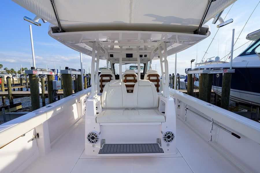 2022 Everglades 395cc