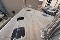 2018 Maxi Dolphin 75