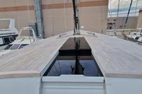 2018 Maxi Dolphin 75