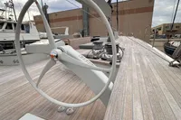 2018 Maxi Dolphin 75