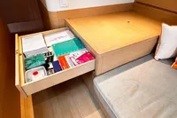 2018 Maxi Dolphin 75