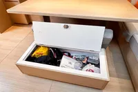 2018 Maxi Dolphin 75