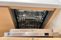 2018 Maxi Dolphin 75