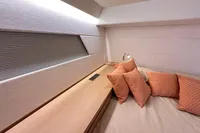 2018 Maxi Dolphin 75