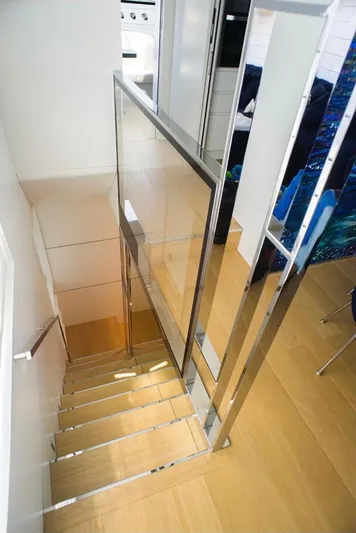 Bionda Yacht Photos Pics 