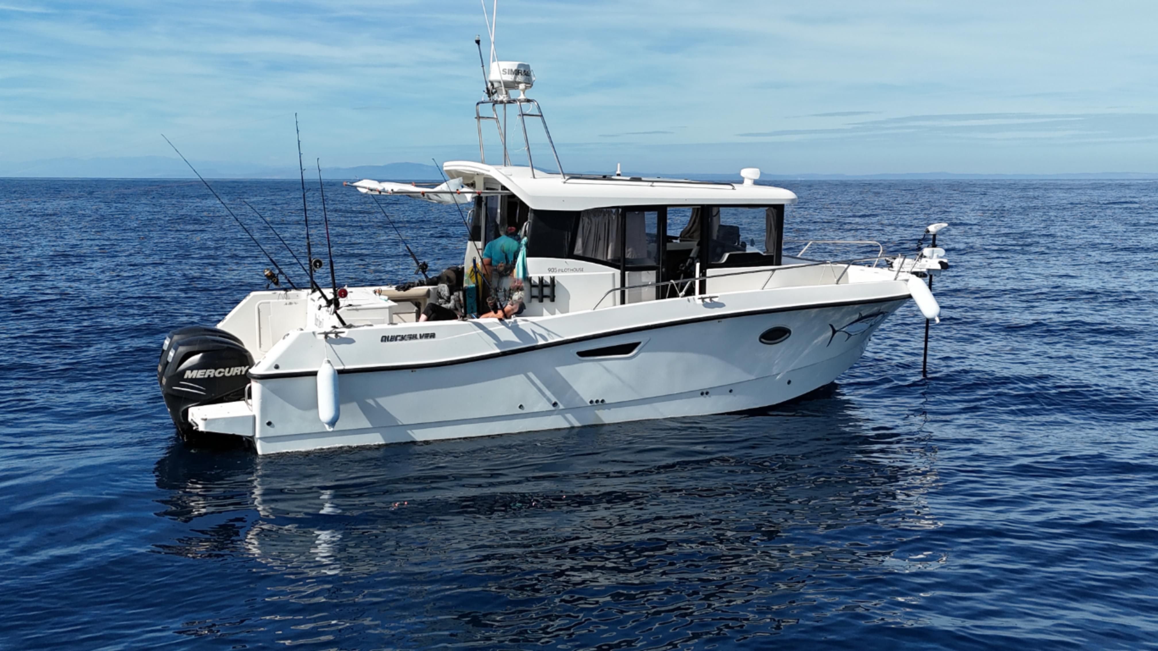 2015 Quicksilver pilothouse