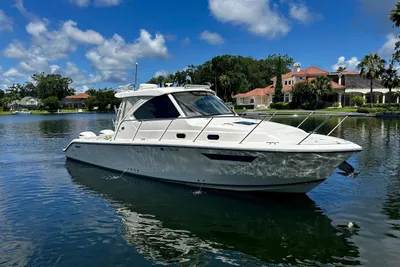 Pursuit OS 325 Offshore