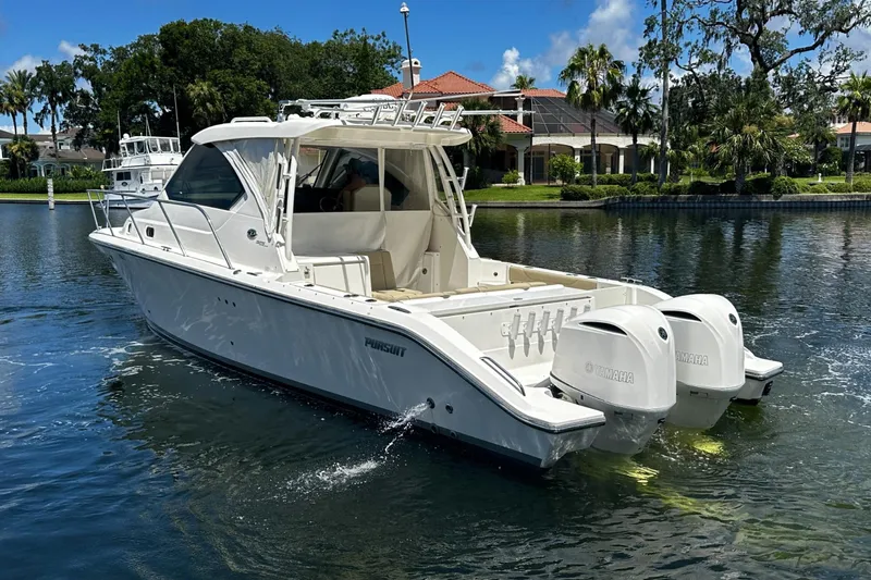  Yacht Photos Pics Pursuit 34 OS - Exterior