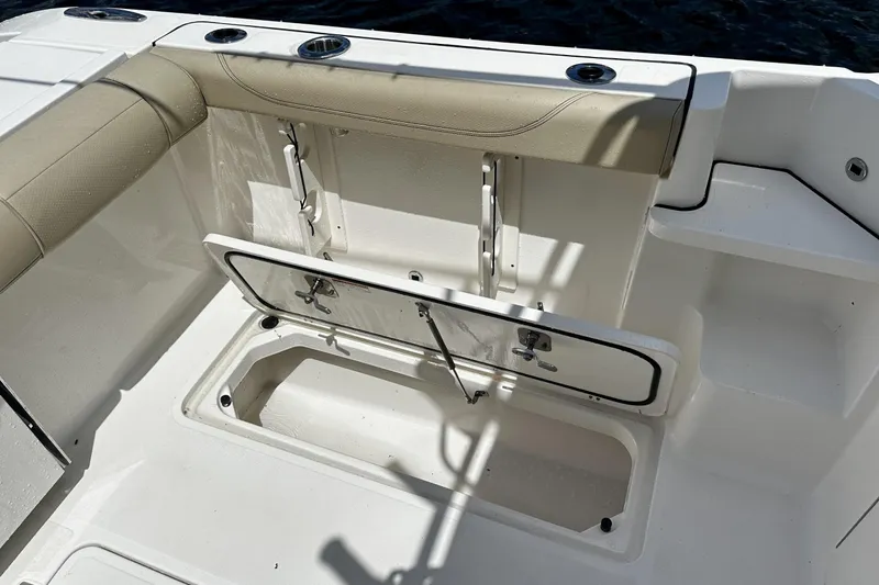  Yacht Photos Pics Pursuit 34 OS - Cockpit Storage