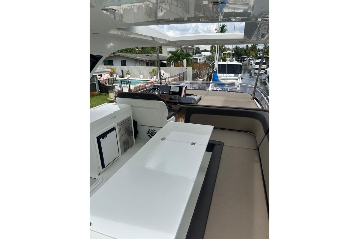2020 Galeon 55 