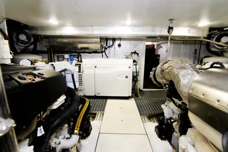 Bugsy Yacht Photos Pics Engine room of 2020 Galeon 550 Fly yacht, featuring modern equipment and machinery.