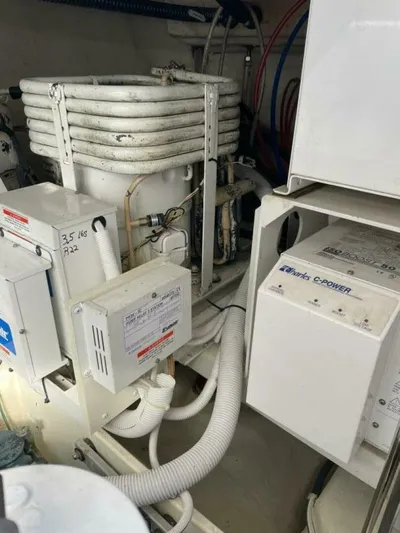 Pisco Sour Yacht Photos Pics 2006 Carver 560 Pilothouse - Image 48