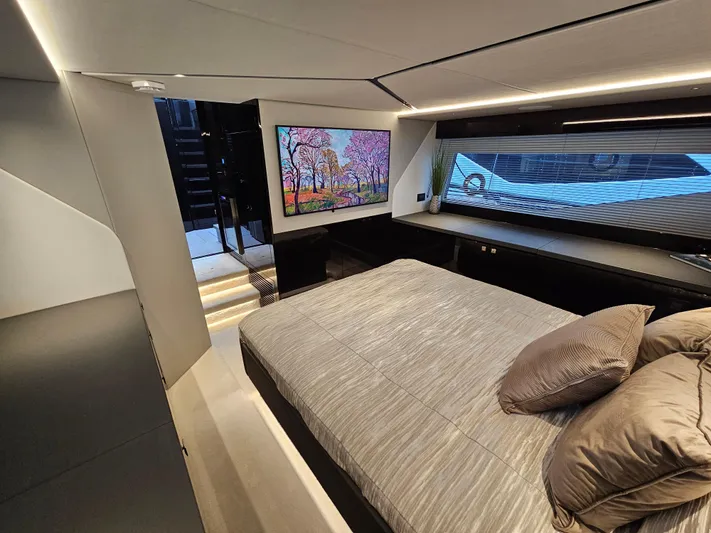 C.u. Later Yacht Photos Pics Master