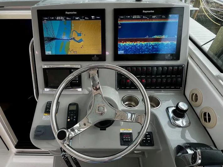 " Gone Coastal " Yacht Photos Pics 