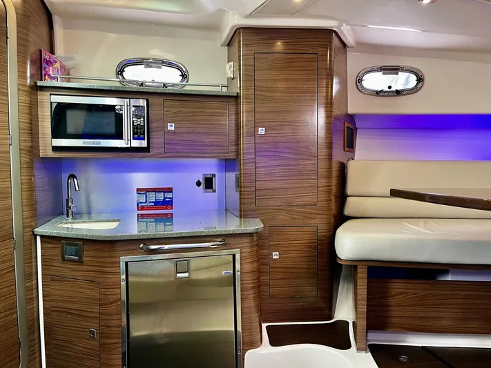 " Gone Coastal " Yacht Photos Pics 