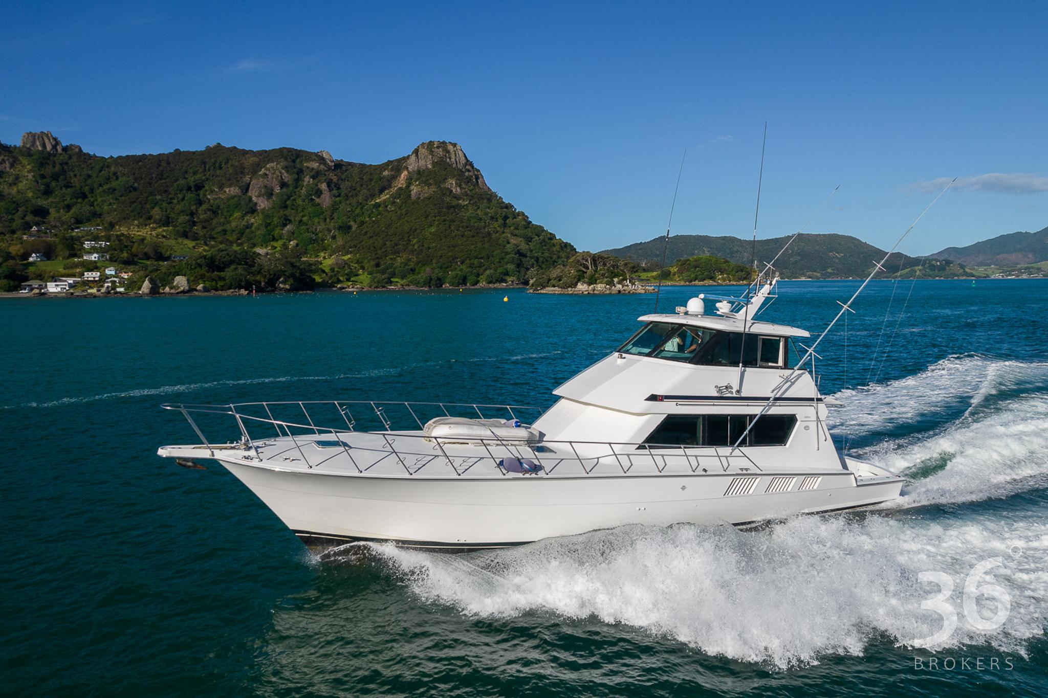 65 foot hatteras yacht