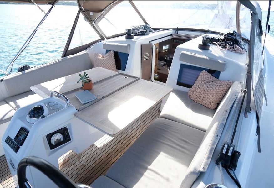 2021 Jeanneau Sun Odyssey 410