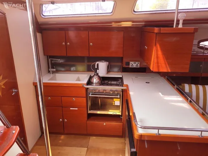  Yacht Photos Pics 143505723gallery_wm.JPG