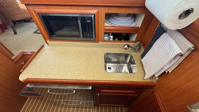 Side Trip Yacht Photos Pics Galley Port