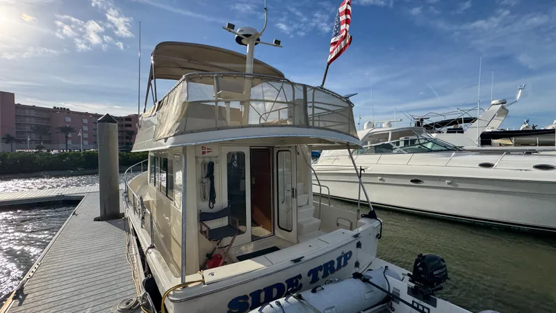 Side Trip Yacht Photos Pics Exterior Stern