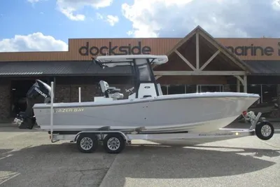 Blazer Bay Makaira 2600