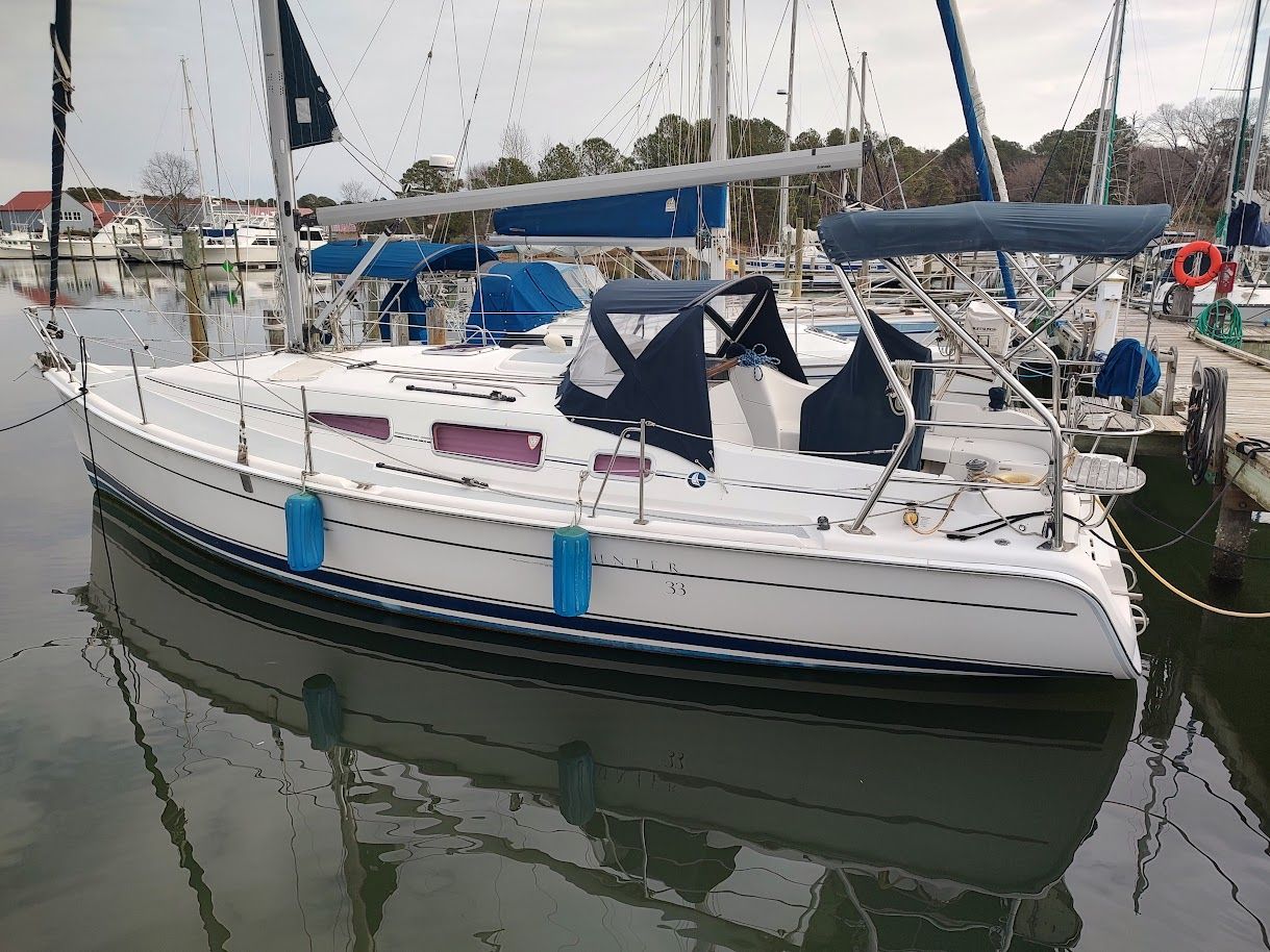 Hunter 33