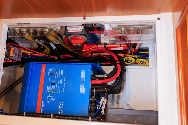 Heureka Yacht Photos Pics 