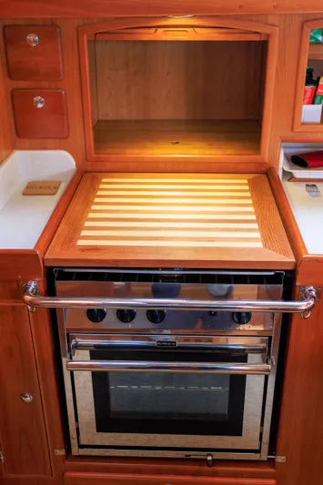 Heureka Yacht Photos Pics 