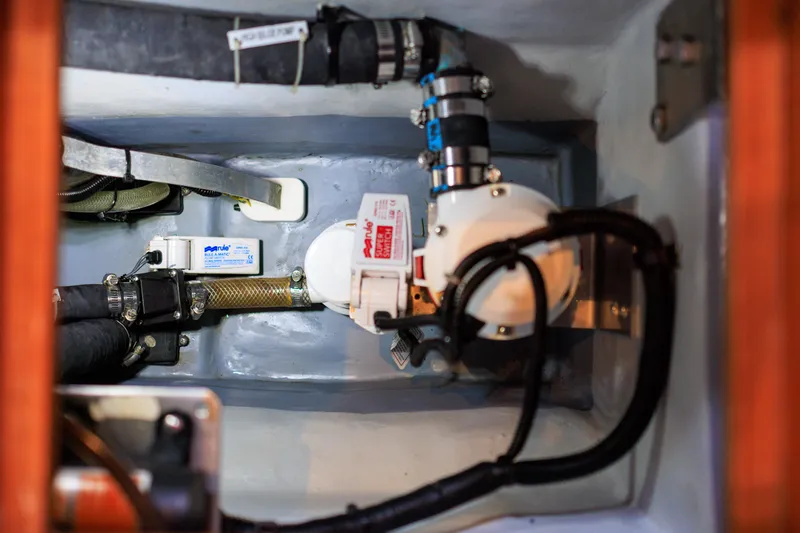 Heureka Yacht Photos Pics 